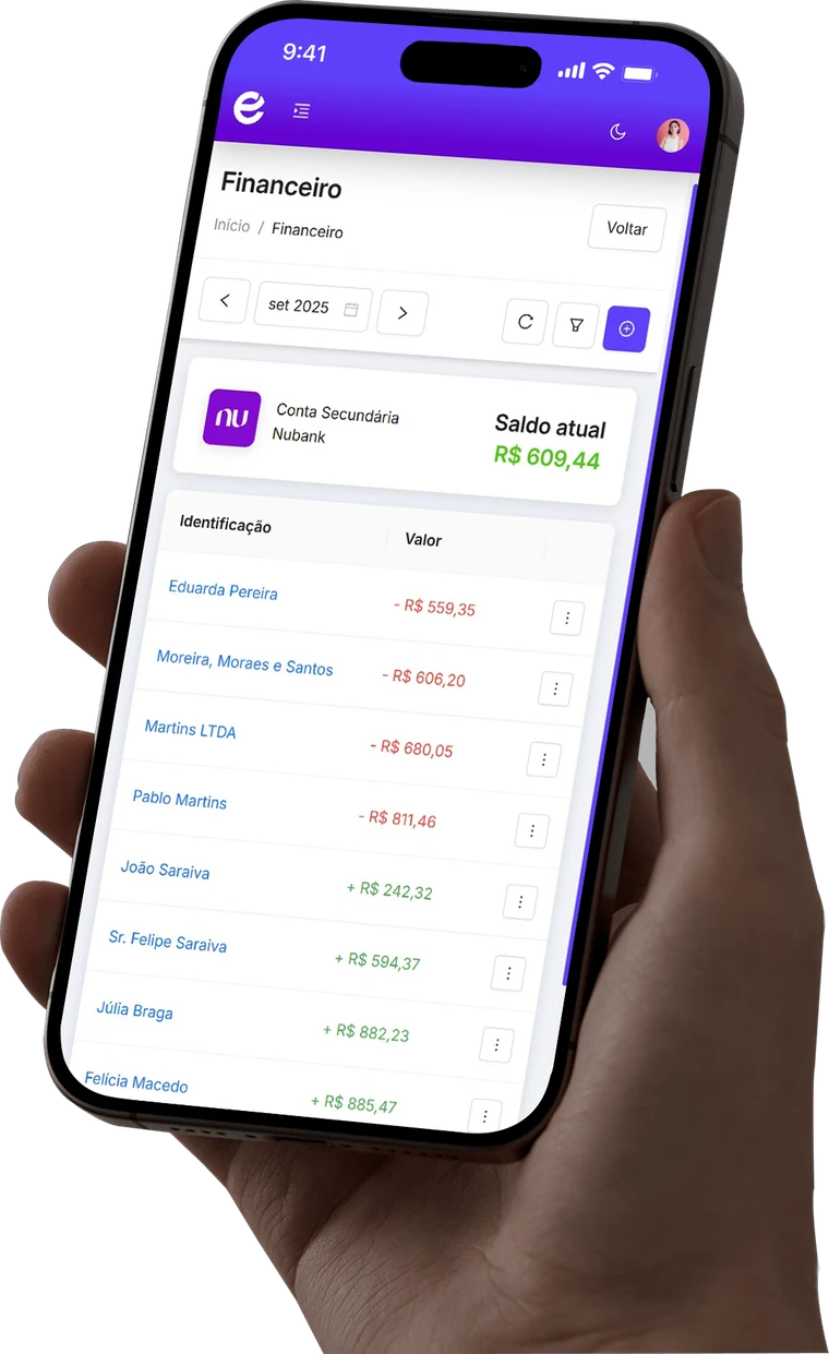 Aplicativo do Eventool aberto no módulo financeiro, exibindo saldo e lançamentos